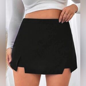 Plus Size Elastic Waist Skort